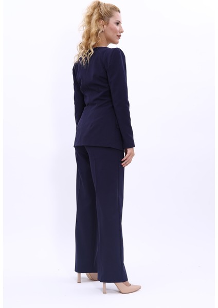 Kare Yaka Ceket & Bol Paça Pantolon-Lacivert fırsatları