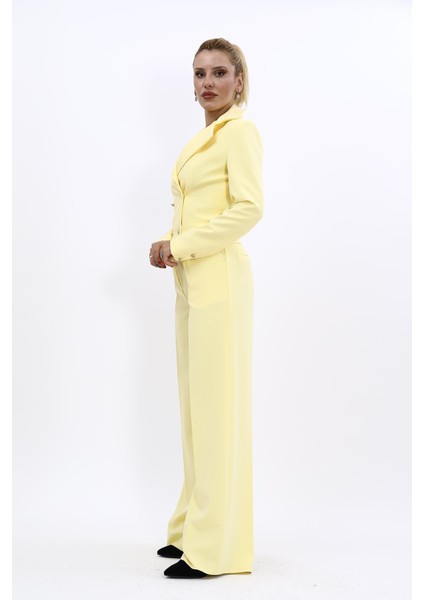 Gömlek Yaka Kuruvaze Kısa Ceket & Korsaj Kemer Palazzo Pantolon-Sarı modelleri