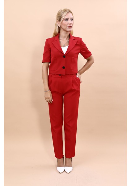 Kısa Kollu Yakalı Mini Ceket & Pileli Boru Paça Pantolon Takım-Kırmızı fiyatları