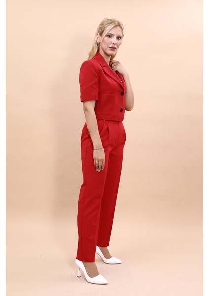 Kısa Kollu Yakalı Mini Ceket & Pileli Boru Paça Pantolon Takım-Kırmızı modelleri