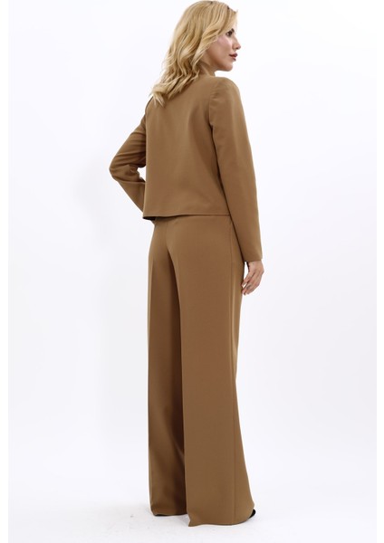 Oval Dik Yaka Kısa Ceket & Korsaj Kemer Palazzo Pantolon-Camel fırsatları