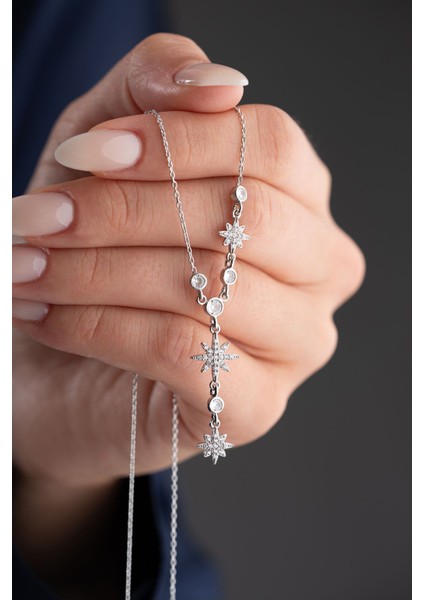 925 Ayar Gümüş Zirkon Taşlı Akışlı Yıldız Kolye