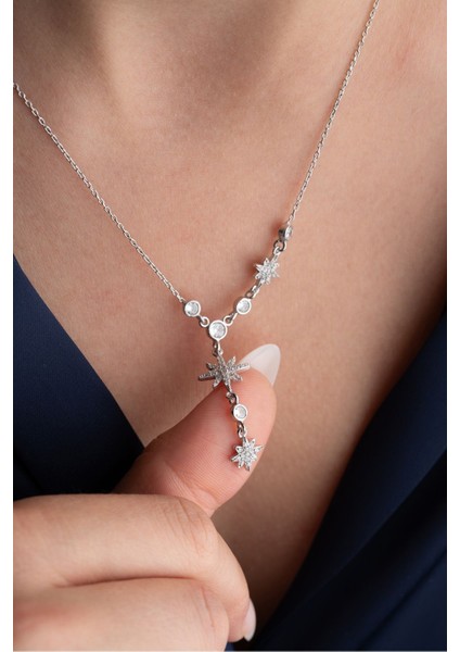 925 Ayar Gümüş Zirkon Taşlı Akışlı Yıldız Kolye fırsatları