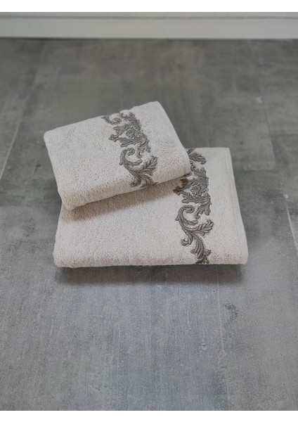2'li Bambu Banyo Havlu Seti - Çiçek Nakışlı & Süper Yumuşak & Yüksek Su Emici Havlu - Tivoli Cloé -Kapuçino