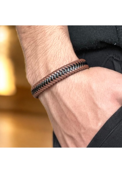 Özel Tasarım Kahverengi Siyaha Örgü Deri Bileklik
