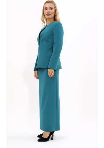 Oval Yaka Yandan Kuplu Klasik Ceket & Uzun Düz Dar Etek-Petrol fiyatları