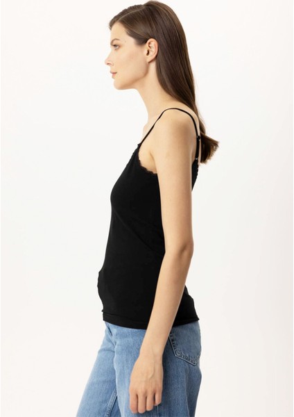 2'li Ekonomik Paket 1205 Daisy Pamuklu Ince Askılı Dantelli Atlet fırsatları