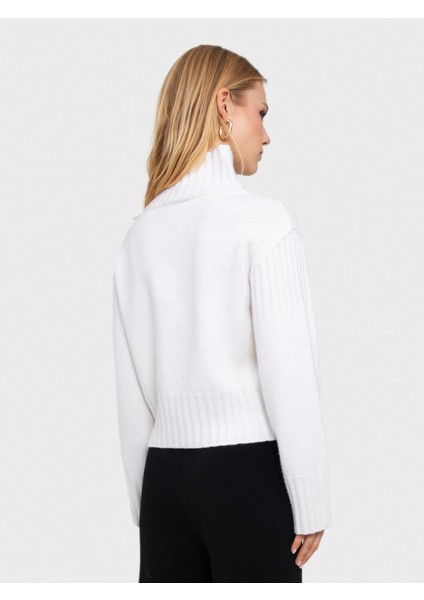 Dik Yakalı Örgü Oyunlu Kazak modelleri