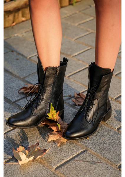 Kadın Hakiki Deri Postal Bot Bağcıklı Fermuarlı Klasik Günlük Bot Mek Siyah