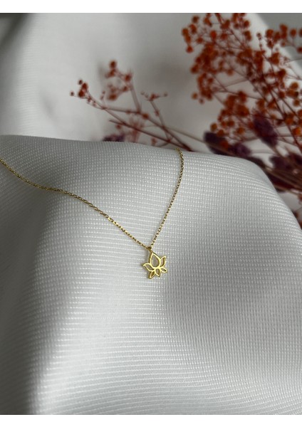 Lotus Kolye fiyatları