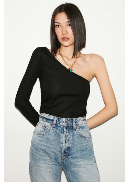 Bloom Asimetrik Slim Fit Siyah Bluz modelleri