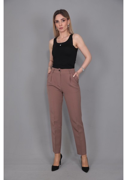 Kemerli Köprülü Dar Paça Pantolon-Kahve