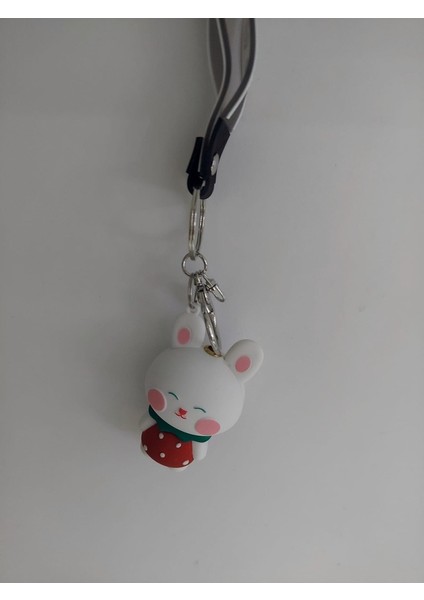Çilek Tavşan Bear Anahtarlık Çakmak Lighter Beyaz Mutlu Çanta Süsü 1 Adet