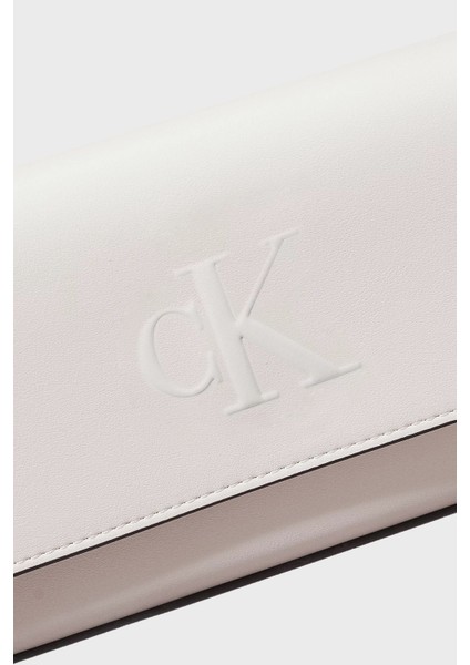 Calvin Klein Logo Baskılı Çıkarılabilir Askılı Cüzdan K60K612742PCJ Bayan Cüzdan K60K612742 Pcj