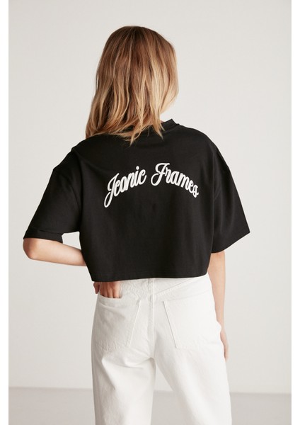 Carıssa Kadın Bisiklet Yaka Baskı Detaylı Crop Siyah T-Shirt modelleri
