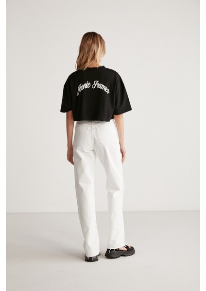 Carıssa Kadın Bisiklet Yaka Baskı Detaylı Crop Siyah T-Shirt indirimleri