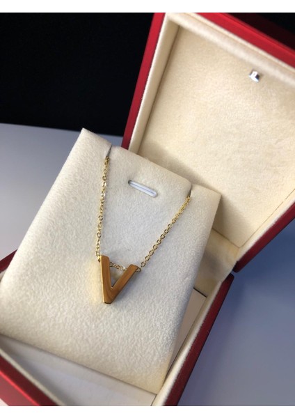 V Harfi Üç Boyutlu Çelik Kadın Kolye • Işıklı Kutuda • Sevgiliye • Eşe • Anneye • Arkadaşa Kolye modelleri