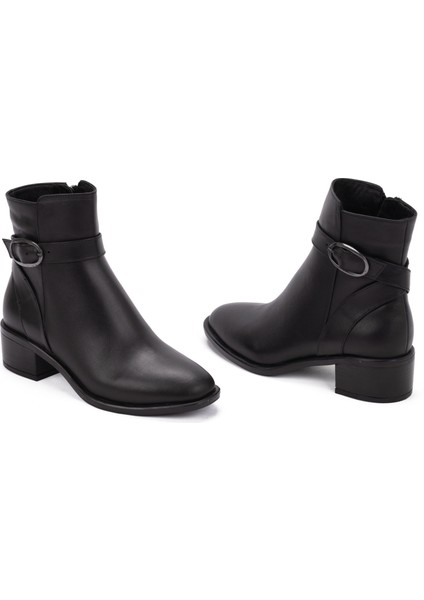 Kadın Deri Kemerli Tokalı Alçak Topuklu Günlük Bot modelleri