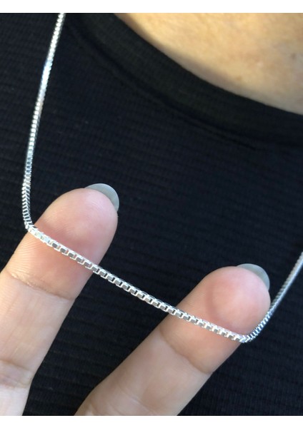 1.5 mm Küp Zincir Gümüş • Işıklı Kutuda Sevgiliye • Eşe • Babaya • Kolye fırsatları