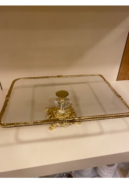 Sunum Ayaklı Döküm Pirinç Cam Altın 36X26CM indirimleri