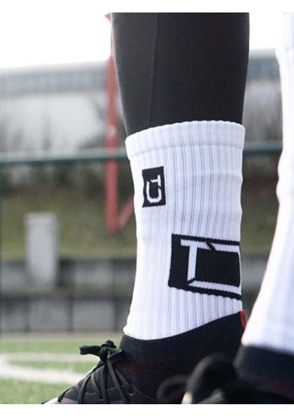 Özel Beyaz Kaydırmaz Silikon Havlu Taban Dikişsiz Maç Pro Sporcu Çorabı
