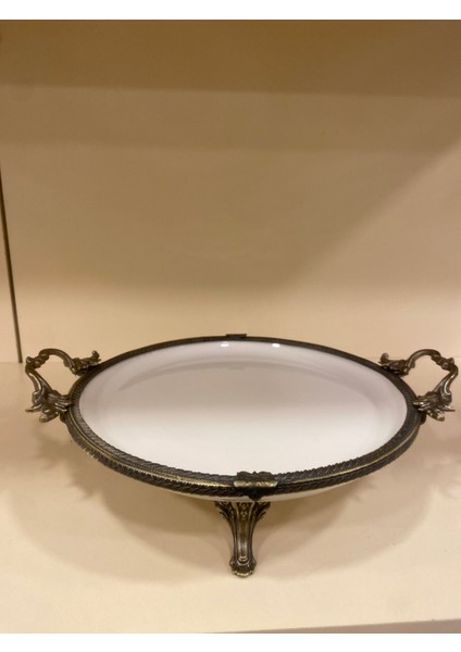 Porselen Yuvarlak Ortaboy Sunum Antik Eskitme Döküm Pirinç Ayaklı Kulplu 25 cm fırsatları