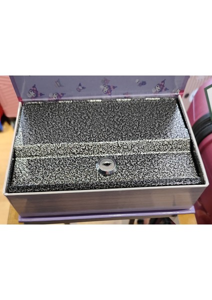 Kuromi Figürlü Kitap Şeklinde Kilitli Para Kasası Kumbara indirimleri