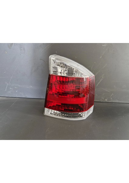 Opel Vectra C Sağ Arka Stop Lambası Sıfır 2002-2008 fiyatları