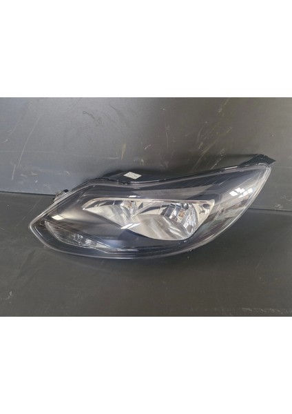 Ford Focus Iıı 3 Sol Ön Far Içi Siyah Zemin Sıfır 2011-2014 fiyatları