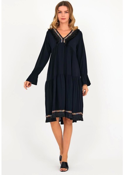 Nakışlı Püskül Detaylı Uzun Kol Kadın Elbise-Siyah indirimleri