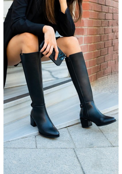Kadın Fermuarlı Günlük Klasik Topuklu Çizme Aret Siyah