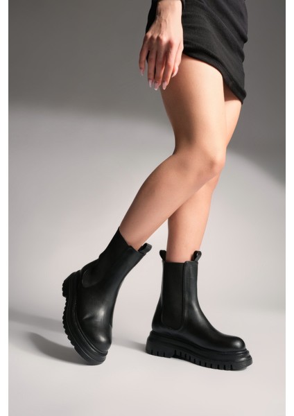 Kadın Kalın Taban Elastik Yan Bantlı Günlük Bot Bekira Siyah fırsatları