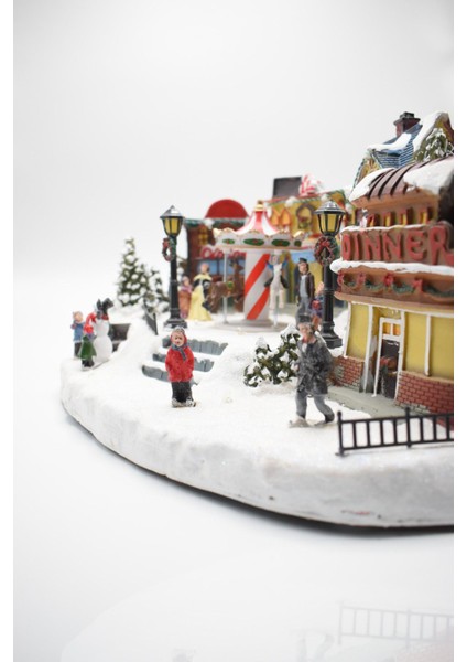 Premium Collection Dekoratif Noel Şehri Işıklı Süs 19*38 cm indirimleri