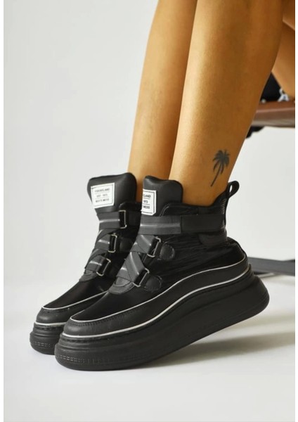 Jowwe Siyah Cilt Paraşüt Detaylı Bot fiyatları