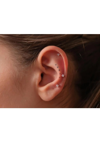 Sole 0,06ct Pırlanta Piercing-Tragus