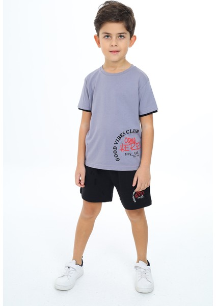 Erkek Çocuk Baskılı Şortlu Takım modelleri