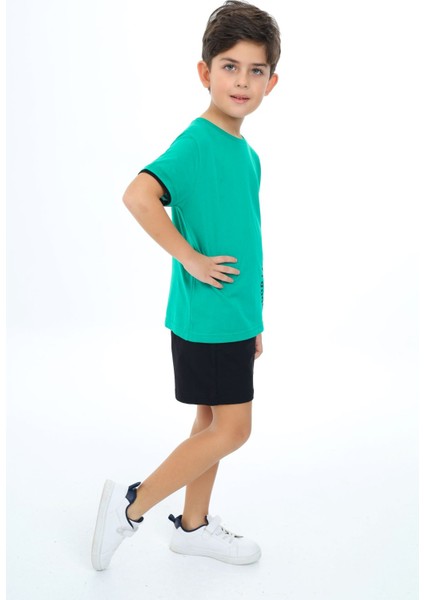 Erkek Çocuk Baskılı Şortlu Takım fiyatları