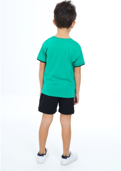 Erkek Çocuk Baskılı Şortlu Takım modelleri