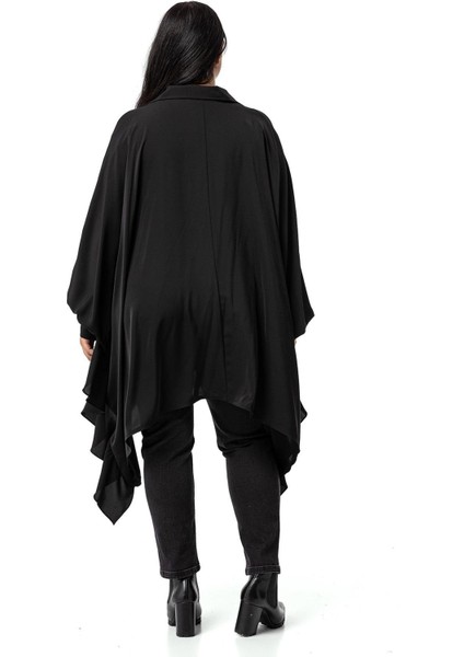 Büyük Beden Geniş Kesim Yanları Volanlı Manşetli Siyah Panço Gömlek modelleri