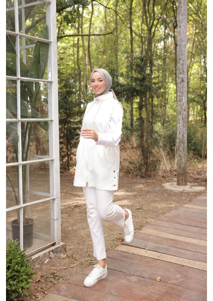 Fermuarlı Balıkçı Yaka Cepli Kolsuz Yelek - (38-46) - 71210 - Krem