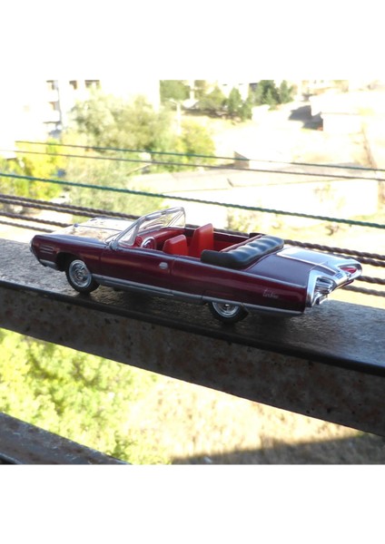 1:43 Ölçekli Lisanslı Metal Retro Amerikan Arabaları - Chrysler Turbine Car Cabrio 1964 - 10 cm
