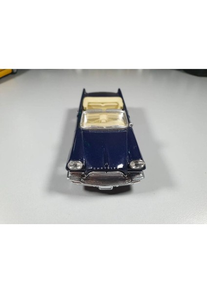 1:43 Ölçekli Lisanslı Metal Retro Amerikan Arabaları - 1959 Chrysler 300E - 10 cm