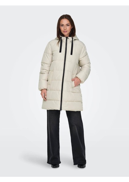 Onlclaıre Puffer Hood Coat cc Kadın Mont 15323232 modelleri