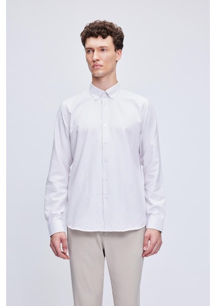 Kahverengi Comfort Fit Çizgili Pamuklu Düğmeli Yaka Uzun Kollu Casual Gömlek