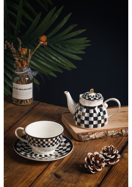 4 Parça Dama Desenli Gold Çay ve Kahve Fincanı + Porselen Demlik Seti fiyatları