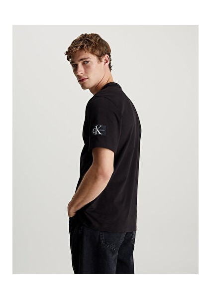 Badge Regular Tee