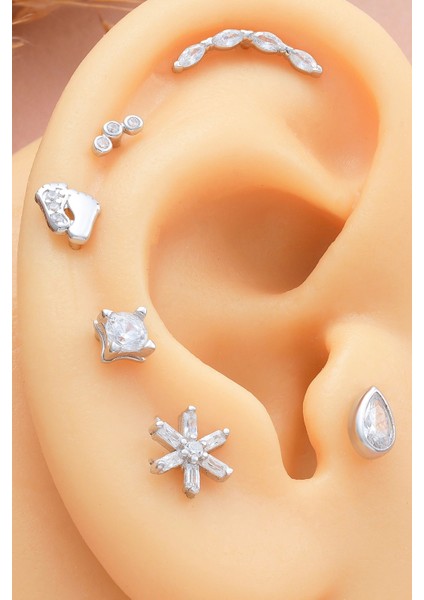 925 Ayar Bebek Ayak Motifli Minimal Tragus Piercing