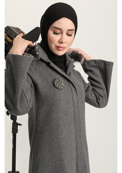 Broşlu Kaşe Kaban 611570-02 Gri
