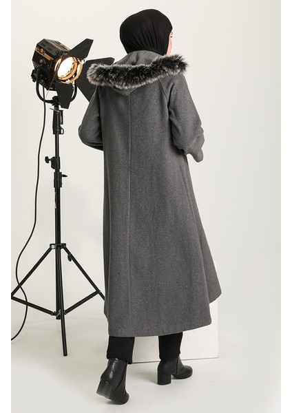 Broşlu Kaşe Kaban 611570-02 Gri modelleri