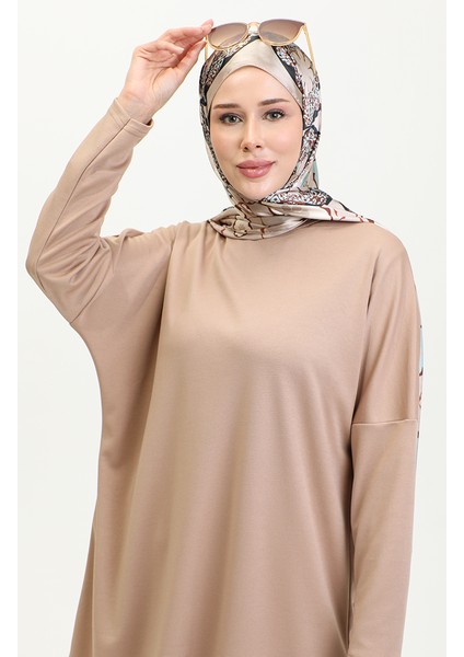 Rahat Kesim Dökümlü Sade Tunik 8729-01 Sütlü Kahve